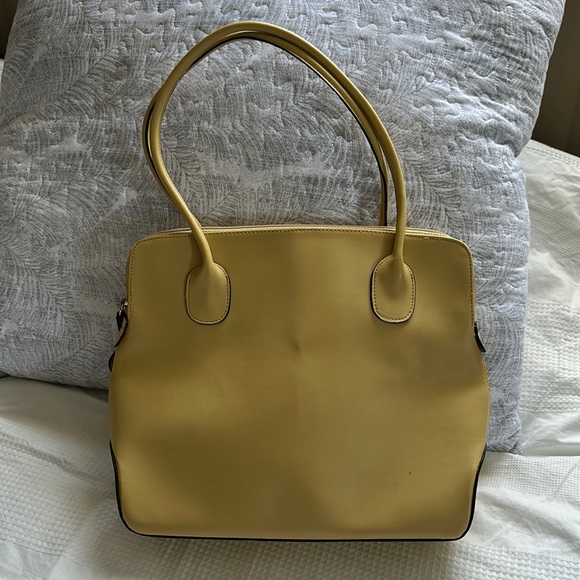 Vintage yellow purse - Picture 4 of 16